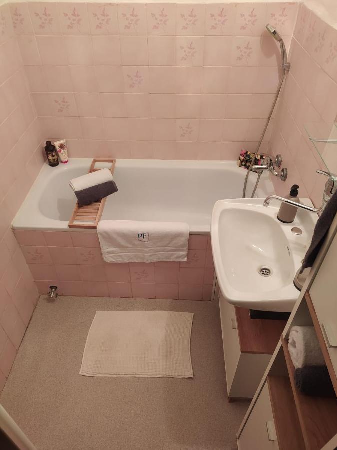 Byt Pro Dva Apartment Blansko Bagian luar foto