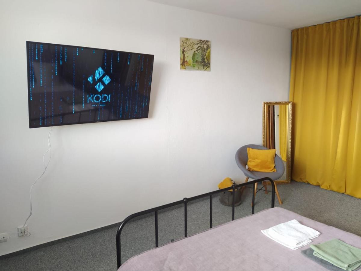 Byt Pro Dva Apartment Blansko Bagian luar foto